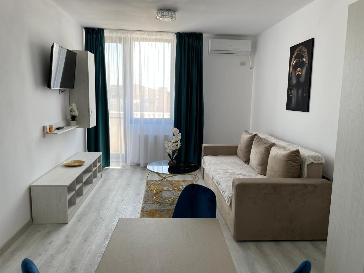 Aquazure Studio Residence Navodari Exterior photo
