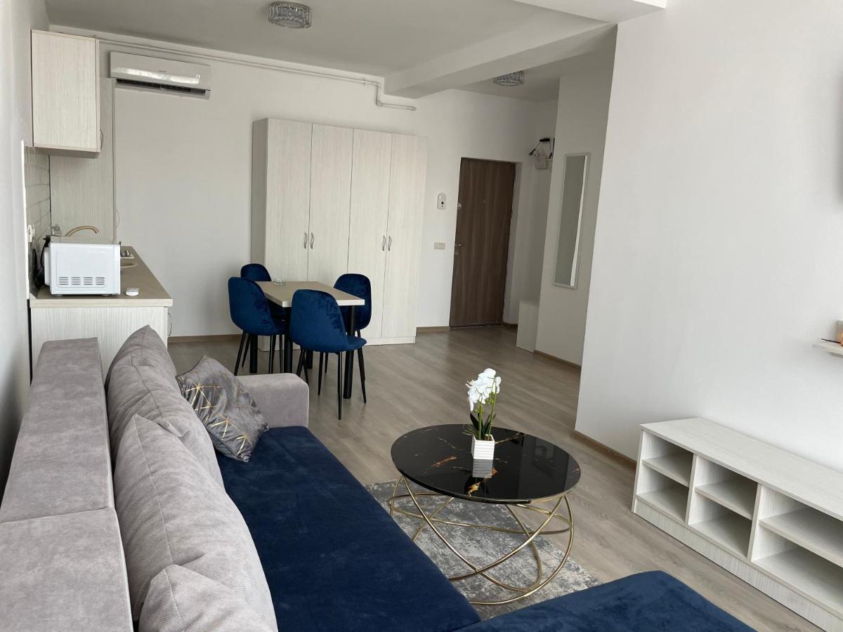 Aquazure Studio Residence Navodari Exterior photo