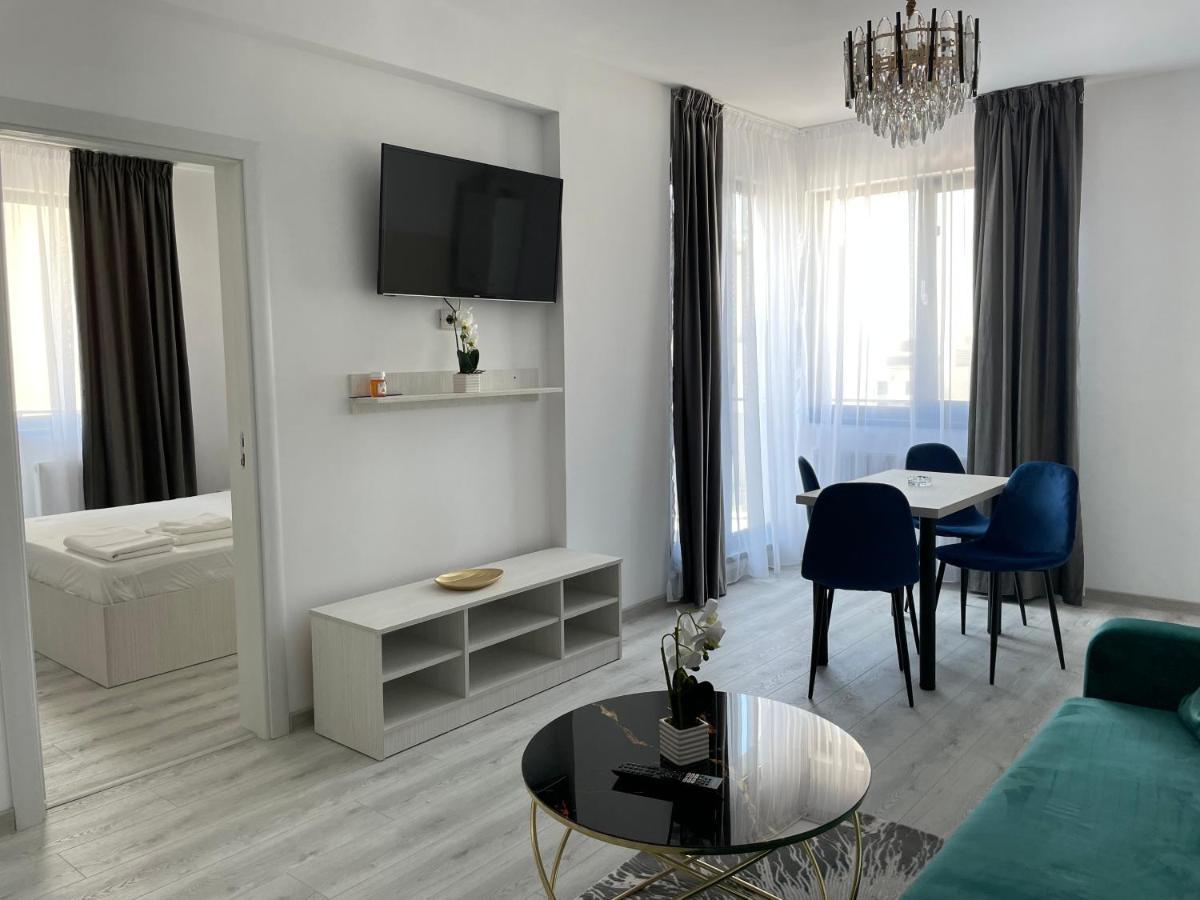 Aquazure Studio Residence Navodari Exterior photo