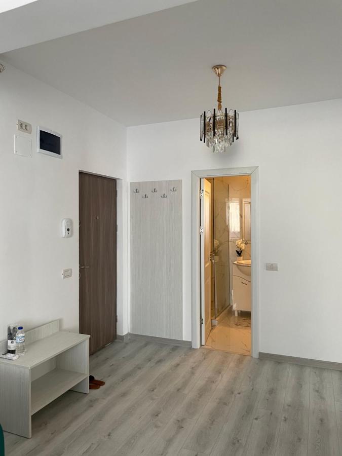Aquazure Studio Residence Navodari Exterior photo